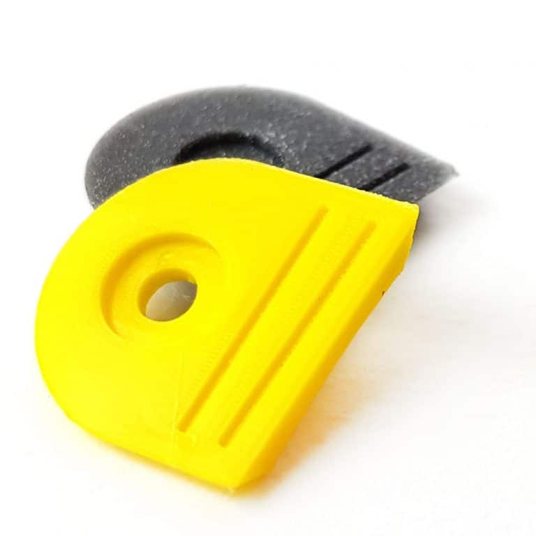 Matching Gillo clicker plate Custom Bow Grips and Archery Accessories